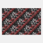 Feuille De Papier Cadeau Red Death Dancing Skeletons Mariage gothique (Devant)