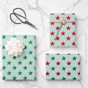 Feuille De Papier Cadeau Red Green Stars On Sage Green Christmas Holiday