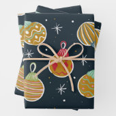 Feuille De Papier Cadeau Retro Christmas Ornament Wrapping Paper (En situation)