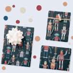 Feuille De Papier Cadeau Robot rétro amusant Cute Dark<br><div class="desc">Un joli robot retro vintage des années 1950 sur un arrière - plan sombre. Set comprend trois échelles différentes.</div>