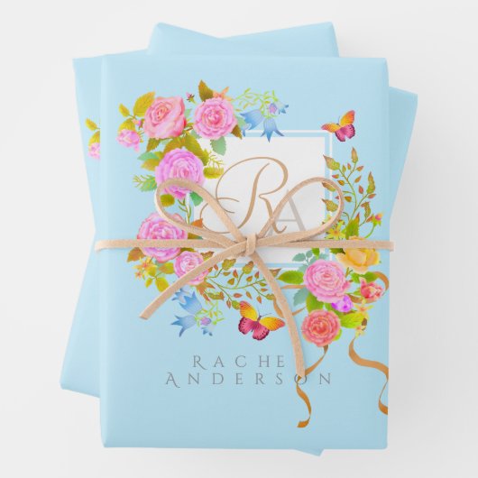 Feuille De Papier Cadeau Romantics Blooming Garden Monogramme bleu (En situation)