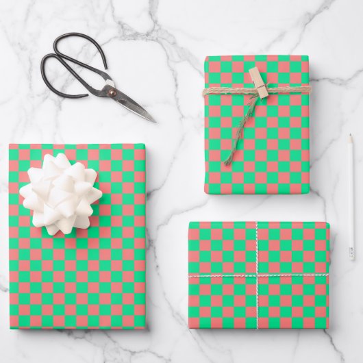 Feuille De Papier Cadeau Rose classique, vert plaid (Recto)