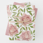 Feuille De Papier Cadeau Roses d'aquarelle violet (En situation)