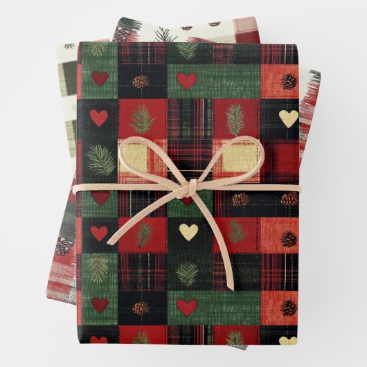 Feuille De Papier Cadeau Rustique Rouge Vert Plaid Coeurs Noël (En situation)