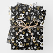 Feuille De Papier Cadeau Scandi hiver Noël Or & Forêt Noire (En situation)