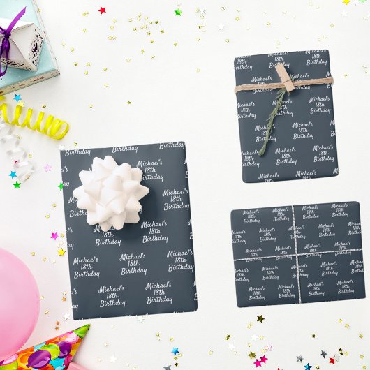 Feuille De Papier Cadeau Script de nom blanc gris charbon de l'anniversaire