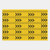 Feuille De Papier Cadeau Signes de prudence simples et modernes Jaune et No (Devant)