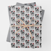 Feuille De Papier Cadeau Skull lover bookish Christmas gothic wrapping pape (En situation)