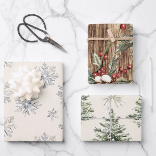 Feuille De Papier Cadeau Snowflakes des arbres de Noël rustiques