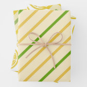 Feuille De Papier Cadeau Style citron jaune frais géométrique (En situation)