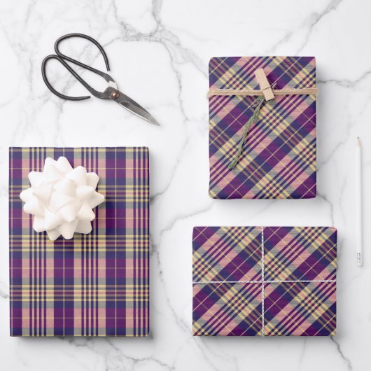 Feuille De Papier Cadeau Tartan mauve, or et bleu (Recto)