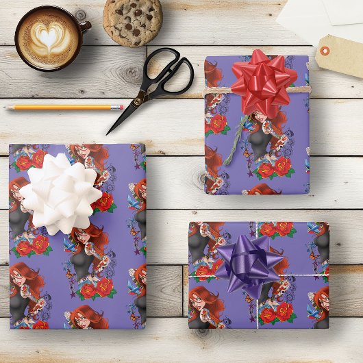 Feuille De Papier Cadeau Tatouages de femme rousse