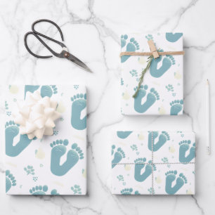 Feuille De Papier Cadeau Thème garçon bleu empreintes de bébé mignon