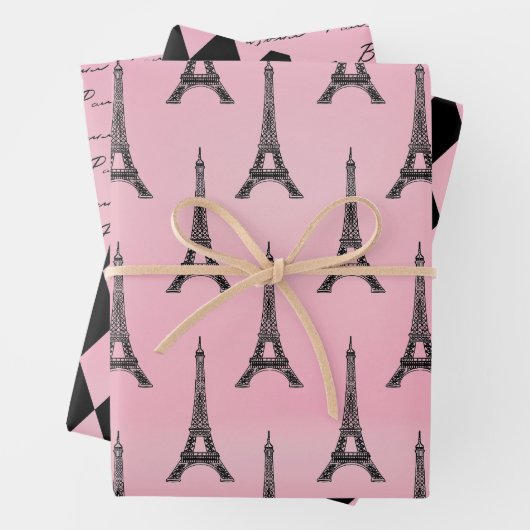 Feuille De Papier Cadeau Tour Eiffel rose Paris (En situation)
