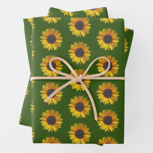 Feuille De Papier Cadeau Tournesol Floral Modèle Sur Vert (En situation)