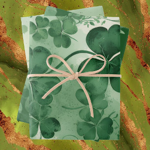 Feuille De Papier Cadeau Trèfles Chanceux Vert Émeraude Aquarelle Vintage
