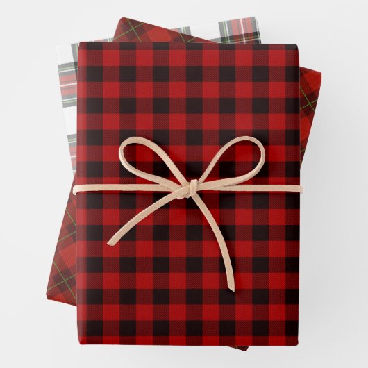 Feuille De Papier Cadeau Trio rouge (En situation)