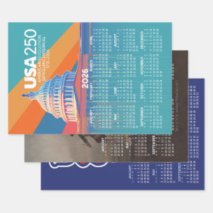 Feuille De Papier Cadeau Trois calendriers 2026 célébrant les 250 ans des É