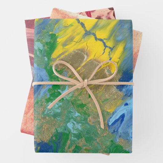 Feuille De Papier Cadeau Trois peintures acryliques abstraites (En situation)