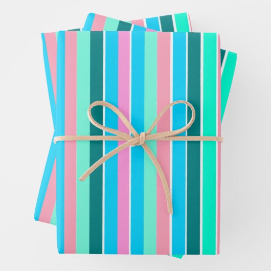 Feuille De Papier Cadeau Turquoise et rose (En situation)