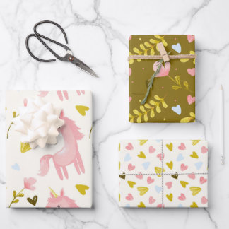 Feuille De Papier Cadeau Un ensemble de motifs avec des licornes