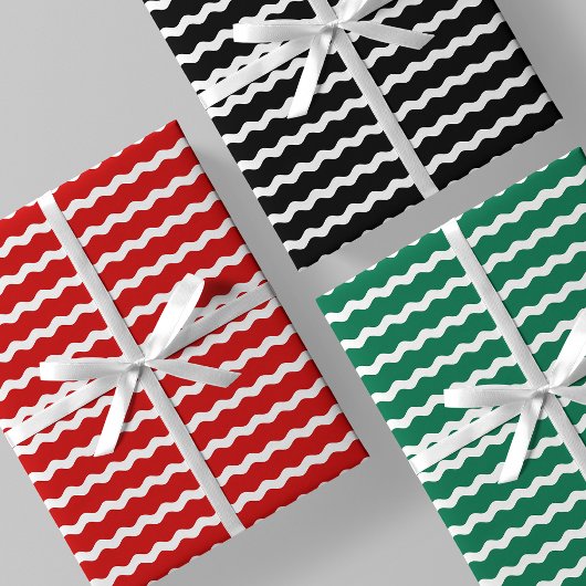 Feuille De Papier Cadeau Unconventional Chic Black, Red & Green Christmas