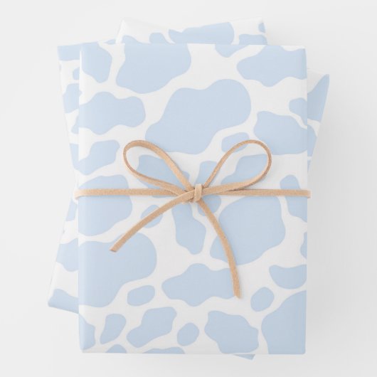 Feuille De Papier Cadeau Vache bleu clair Pastel esthétique (En situation)