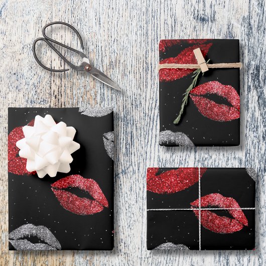 Feuille De Papier Cadeau Valentines Red Silver Glitter Lips on Black