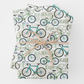 Feuille De Papier Cadeau Vélo Voyage bleu et blanc (En situation)