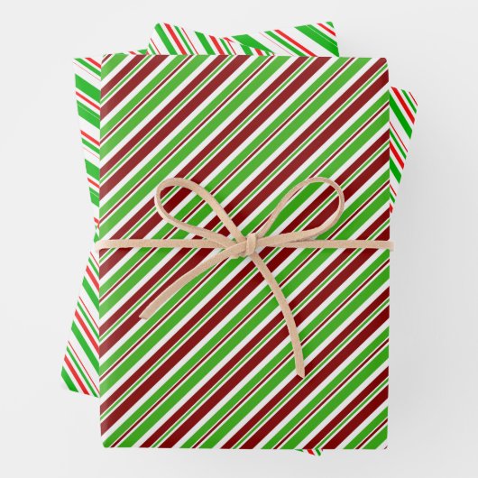 Feuille De Papier Cadeau Vert, Blanc, Rouge Style de Noël Motif (En situation)