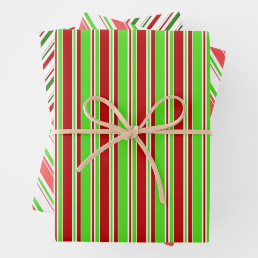 Feuille De Papier Cadeau Vert, Blanc, Rouge Style de Noël rayures (En situation)