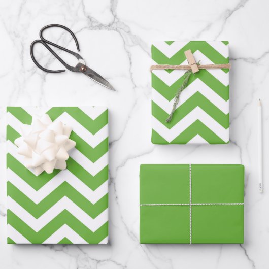 Feuille De Papier Cadeau Vert de printemps et chevron mariage anniversaire  (Recto)