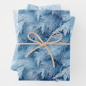 Feuille De Papier Cadeau Winter Wonderland Bleu gelé motif (En situation)