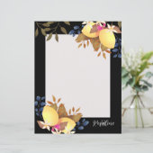 Feuille de papier noir au monogramme chic citron (Debout devant)
