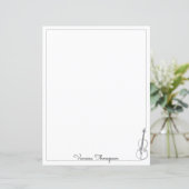 Feuille de papier violon de musique classique (Debout devant)