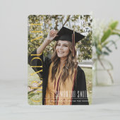 Feuille d'or chic Cartes de faire-part de graduati (Debout devant)