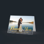 FEUILLE D'OR FAUX | CARTE DE REMERCIEMENTS PHOTO D<br><div class="desc">CARTE DE REMERCIEMENTS DE MARIAGE PLIÉE EN SIMPLE FAUX OR SIMPLE FAUX OR EN FEUILLE D'OR AVEC VOTRE PHOTO. Création de Elke Clarke© Disponible sur www.zazzle.com/monogramgallery. Envoyez votre message de remerciement de mariage en jeunes mariés à vos amis et à votre famille en utilisant cette élégante carte de vœux de...</div>