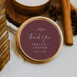 Feuille minimale | Sticker Favour Merci Bourgogne<br><div class="desc">Ces stickers minimaux pour les faveurs de mariage, en bordeaux, sont parfaits pour une réception de mariage. Le design bohème présente une silhouette de verdure simple dans une couleur de vin rouge foncé avec un style boho minimaliste classique. Personnalisez les étiquettes autocollants avec vos noms, l'événement (le cas échéant) et...</div>