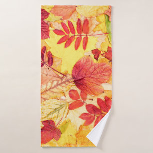 Feuilles d'automne colorées. Motif des feuilles to