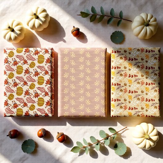 Feuilles d'automne et récolte de citrouilles