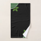 Feuilles de Laurier Vert Moderne sur Fond Noir (Serviette à main)