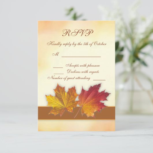 Feuilles de l'érable en or rouge RSVP (Debout devant)