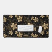Feuilles de palmiers tropicaux dorés et fleurs sur (Clavier et souris)