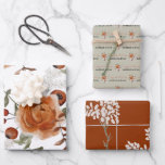 Feuilles de papier d'emballage floral d'automne<br><div class="desc">Célébrez toute occasion spéciale avec ce joli papier d'emballage personnalisé félicitations automne/hiver ! La papeterie de mariage assortie est disponible sous ma "collection de mariage."</div>
