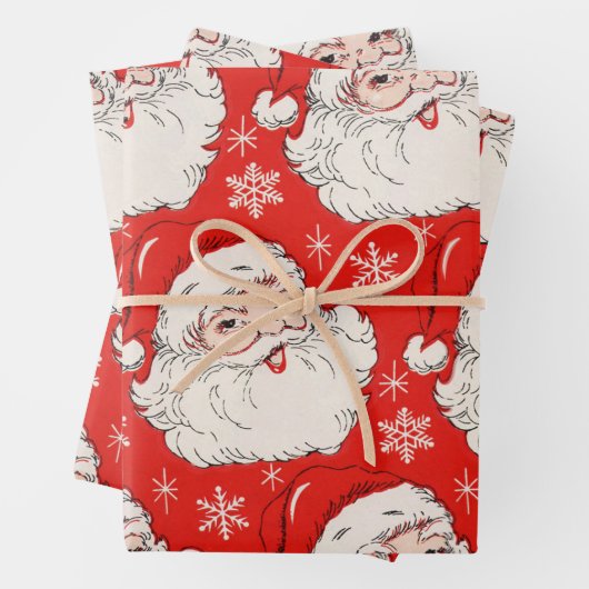 Feuilles de papier d'enveloppement de Noël très vi (En situation)