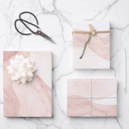 Feuilles de papier d'enveloppement rose aquarelle, (Recto)