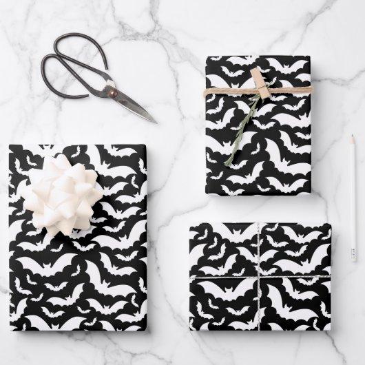 Feuilles de papier enveloppant des chauves-souris (Recto)