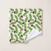Feuilles de pin de Noël, cônes et baies sur blanc (Gant de toilette)
