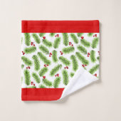 Feuilles de pin de Noël et baies sur Monogramme (Gant de toilette)