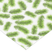 Feuilles de pin sur nappes blanches (Angle)